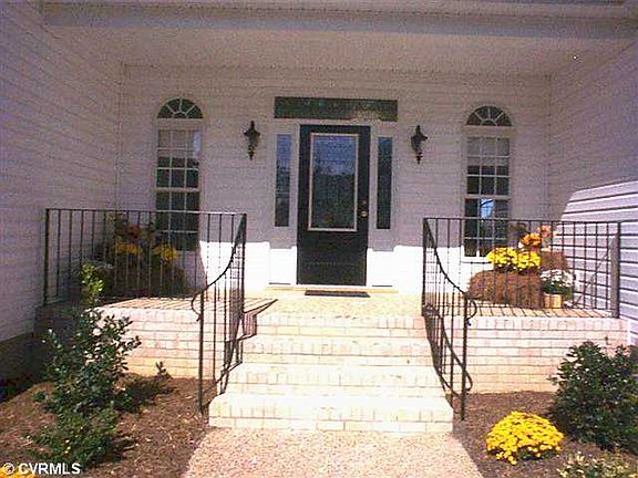 2nd image of 20019 Chesdin Harbor Dr