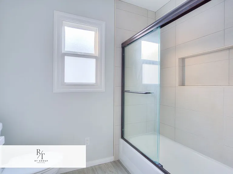 1112 Riedel Ave — Photo 23