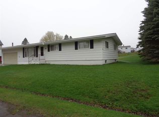 426 Manhattan St, Mohawk, MI 49950