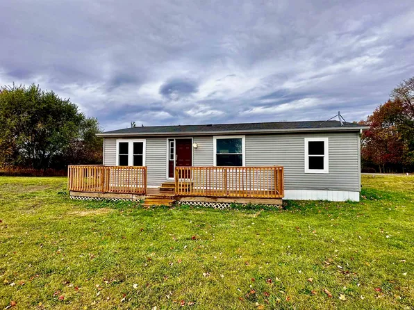 3882 S 1600 E, Silver Lake, IN 46982