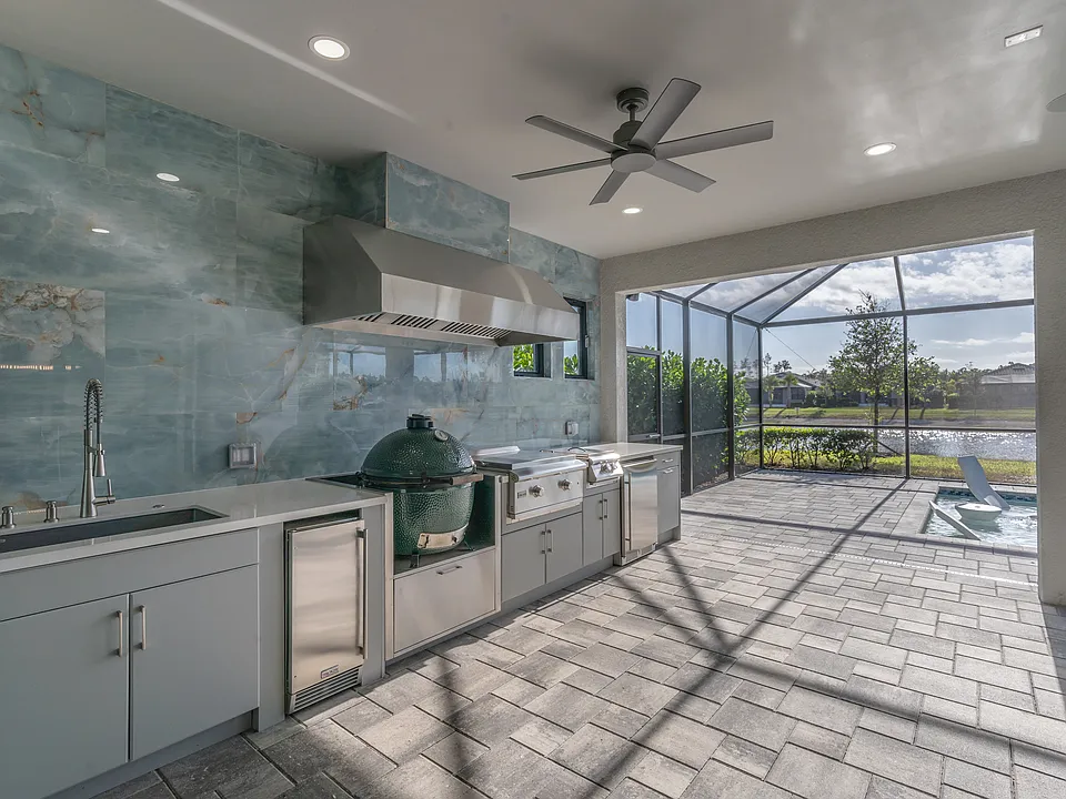 6775 Winding Cypress Dr