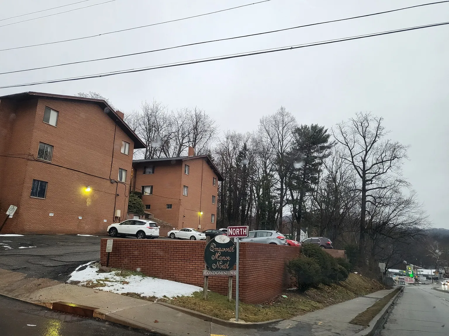 120 E North Ave photo 1