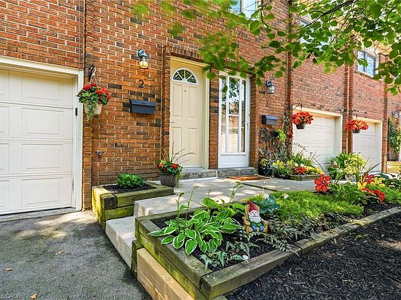 4th image of 125 Bonaventure Dr #2