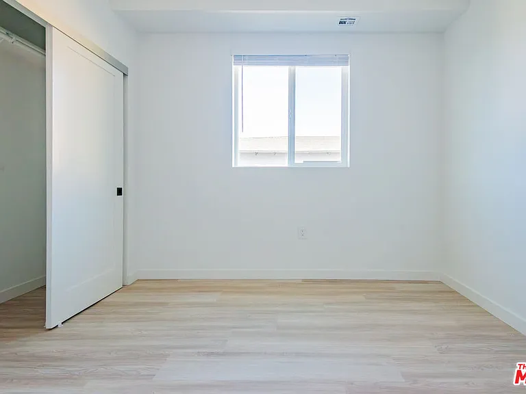 2602 Carnegie Ln #6 — Photo 20