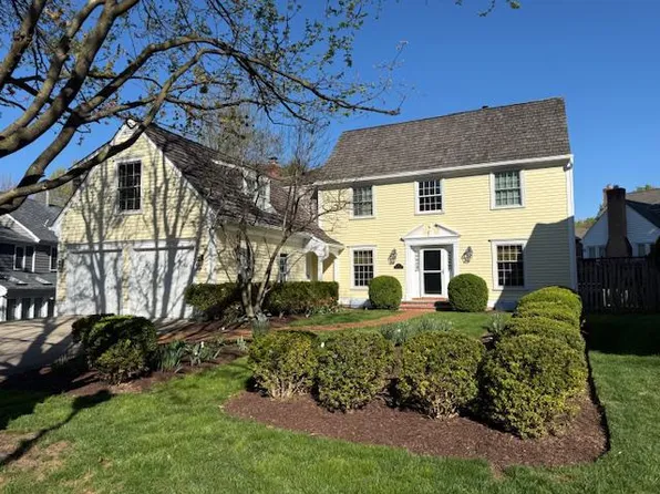 132 Upshire Cir, Gaithersburg, MD 20878