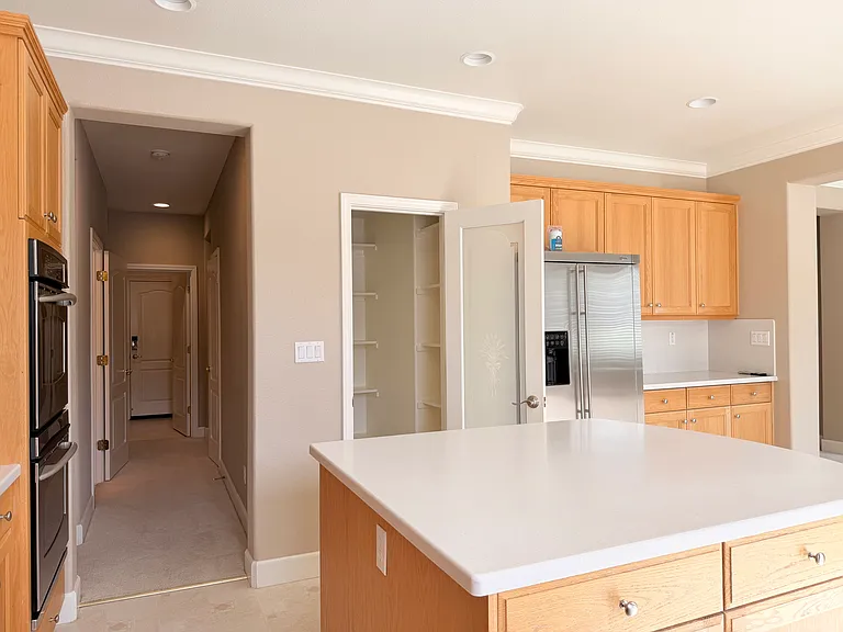 1143 Souza Way — Photo 10