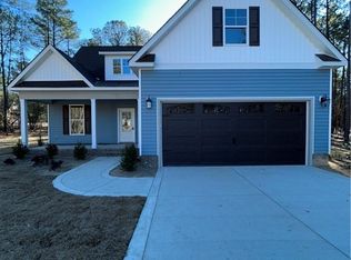 28801 Lookout Ln, Wagram, NC 28396