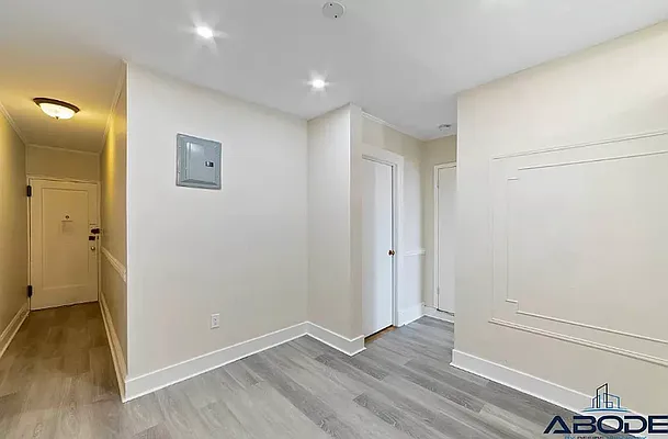 Rented by ABODE NYC LLC | media 7