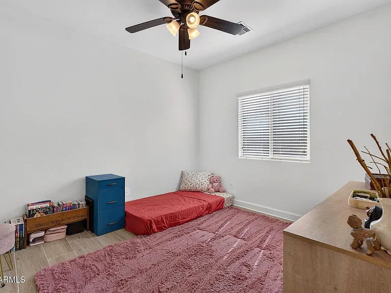 823 W Witt Ave — Photo 11