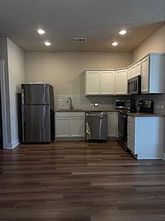 3rd image of 3930 Yukon Ln
