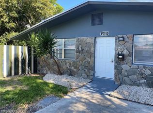 2525 NE 191st St, Miami, FL 33180