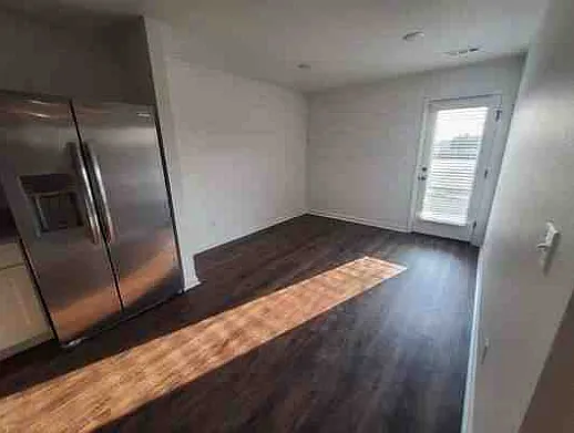 1101 Downy Dr — Photo 10