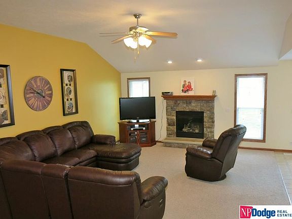 3rd image of 11904 S 48th St