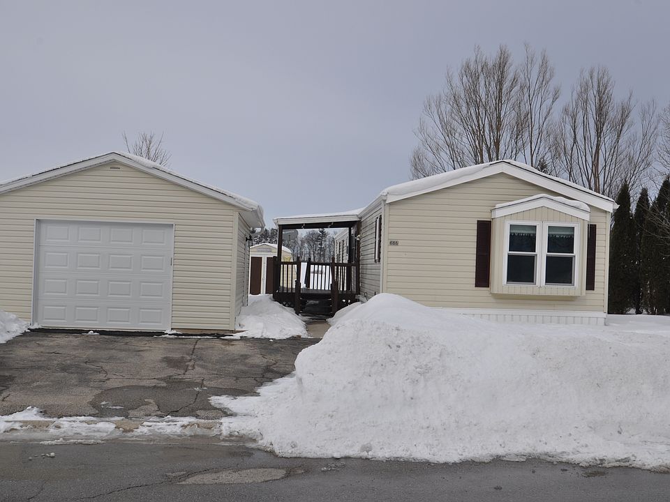 1st image of 686 Aspen Grv