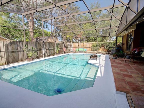 2nd image of 1009 Ohanlon Ct