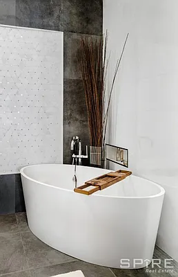 Rented by Spire Group | media 35