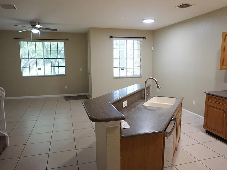 2030 Nassau Dr — Photo 6