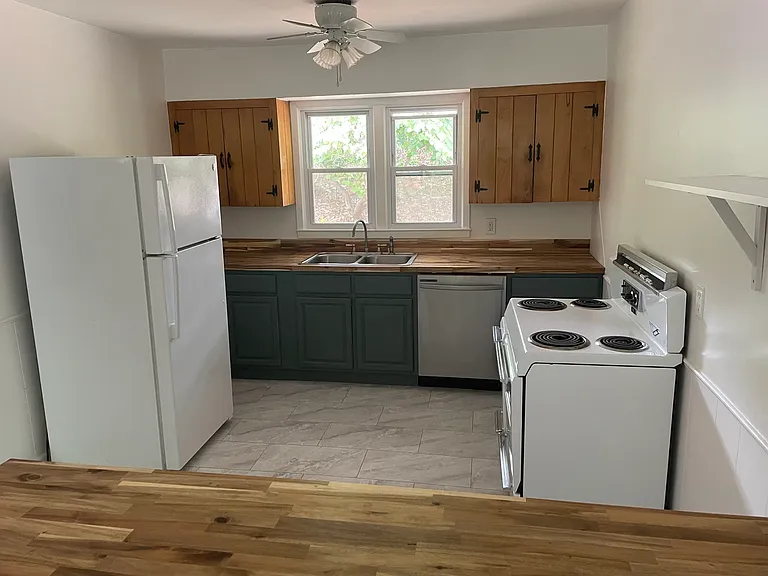 2911 Davis St — Photo 14