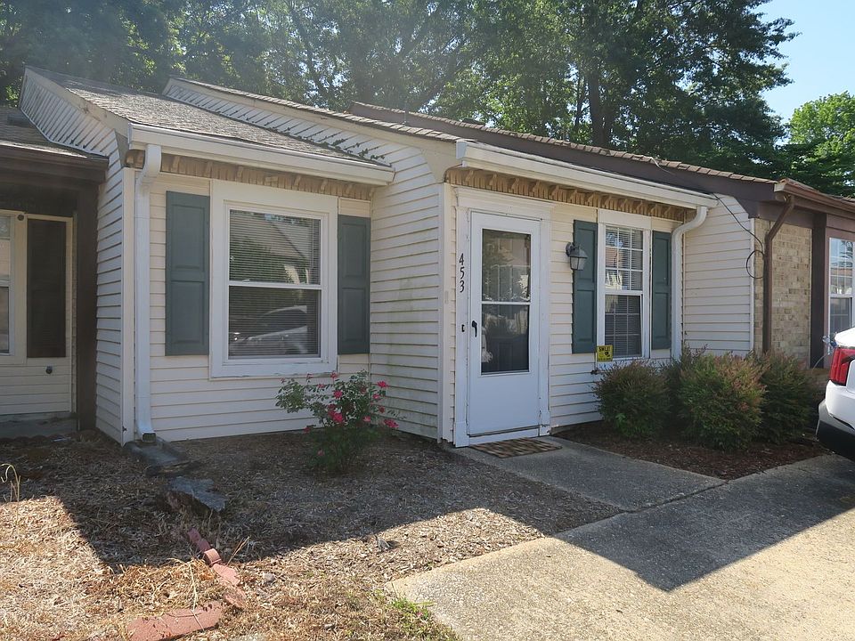 1st image of 453 Peregrine St