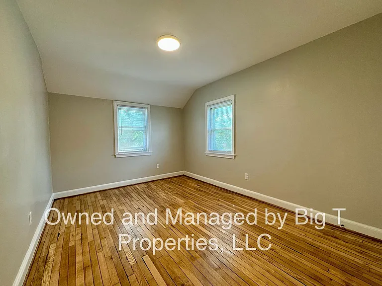 98 Garfield Ave — Photo 7