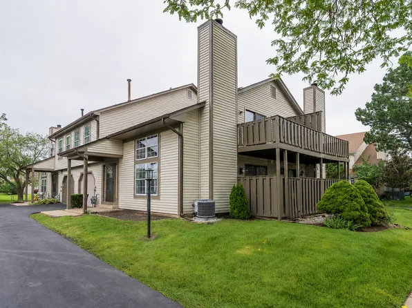 1224 Clematis Dr, Streamwood, IL 60107