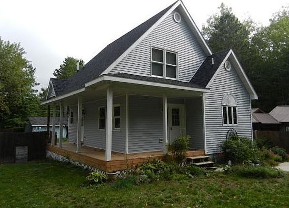 2nd image of 1988 Pioneer Rd