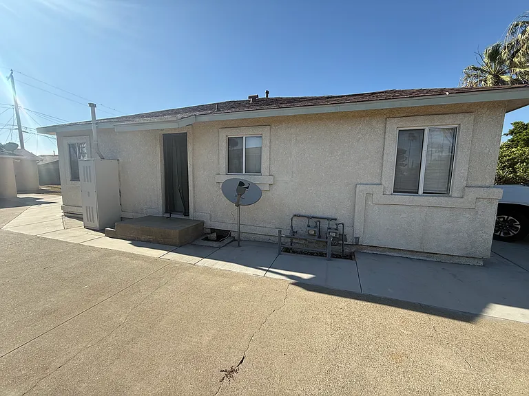 8836 Pepper Ave #A — Photo 8