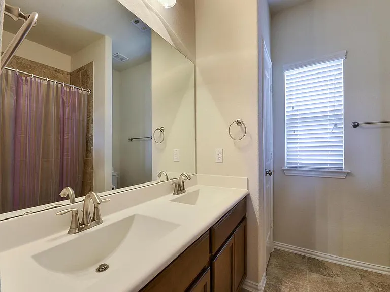 2617 Creeping Vine Ct — Photo 21