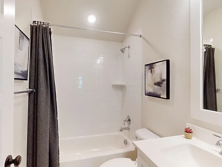 2912 Seattle Slew Dr — Photo 31
