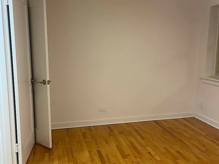 135-20 Hoover Ave #4G — Photo 6