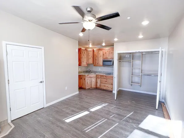 1060 N Louis St, Hildale, UT 84784