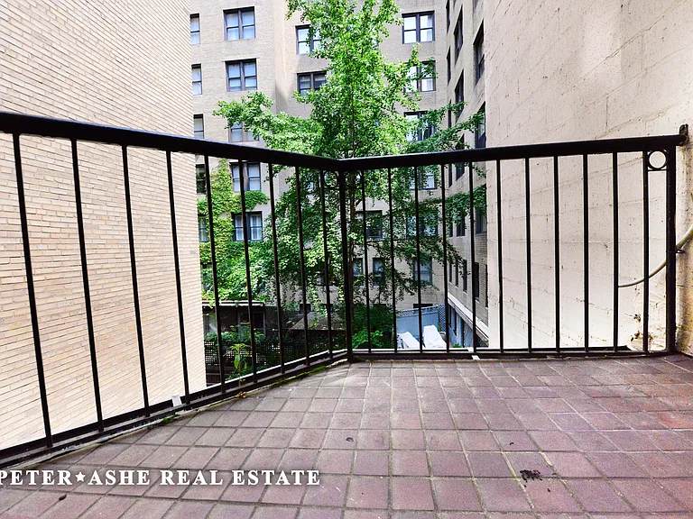 53 E 64th St #3 — Photo 9