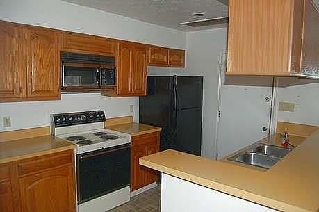 5th image of 9710 Summerwood Cir