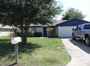 624 Circleview Dr, Mansfield, TX 76063