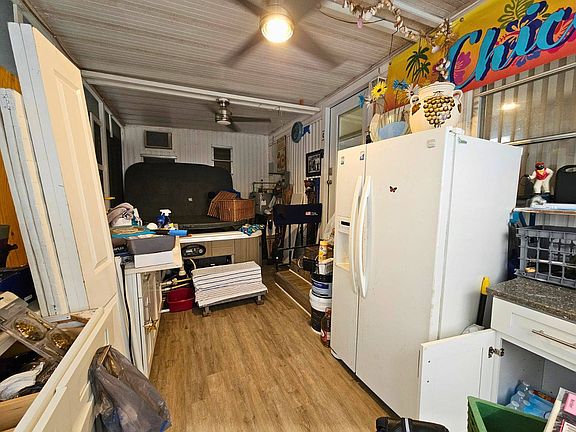 4th image of 5110 W 14th St #74