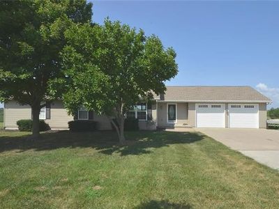 9850 NW Hillsboro Rd, Kansas City, MO, 64153