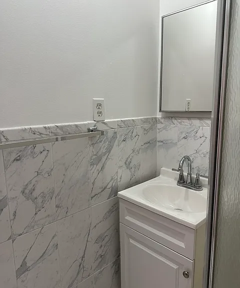 91 W 28th St — Photo 14