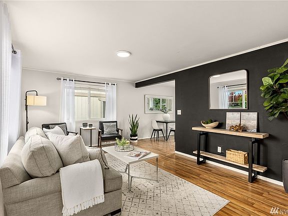 3rd image of 6013 48th St NE