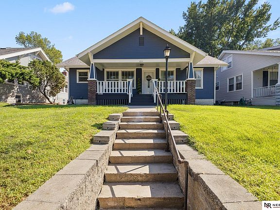 3rd image of 2955 Ryons St
