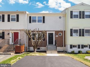 5321 Lake Cove Ct, Alexandria, VA 22315