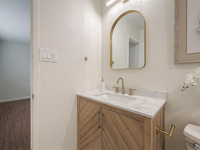 16810 Sweno Ct — Photo 25