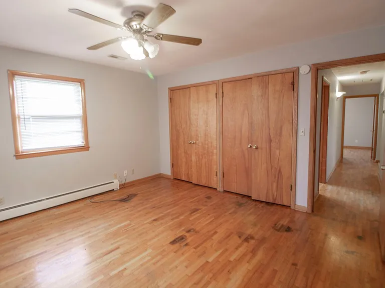 1303 Smiley Ln — Photo 13
