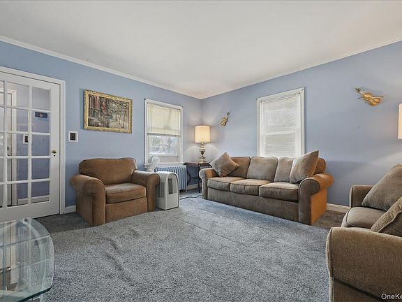 3rd image of 210 Madison Street
