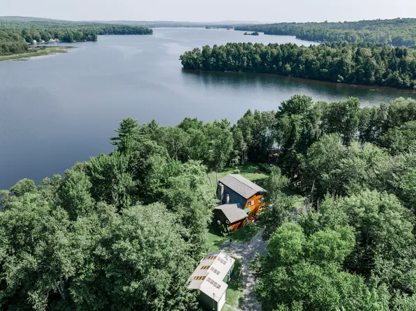 7 Birch Island, Saint Albans, ME 04971