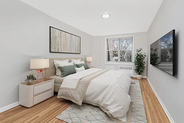 Sold by Re/Max In The City | media 9