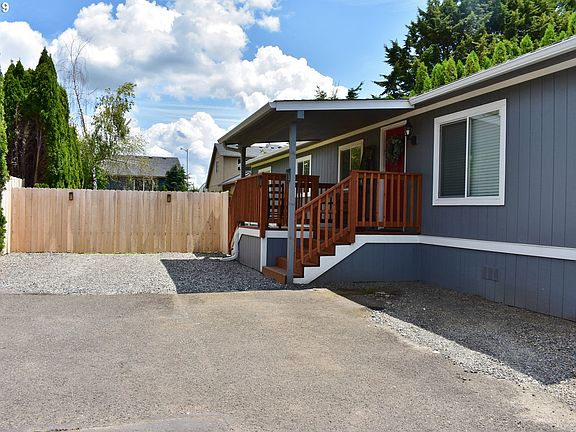 3rd image of 16812 SE 1st St