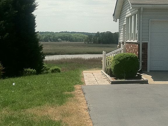 Looking to Hoskins Creek