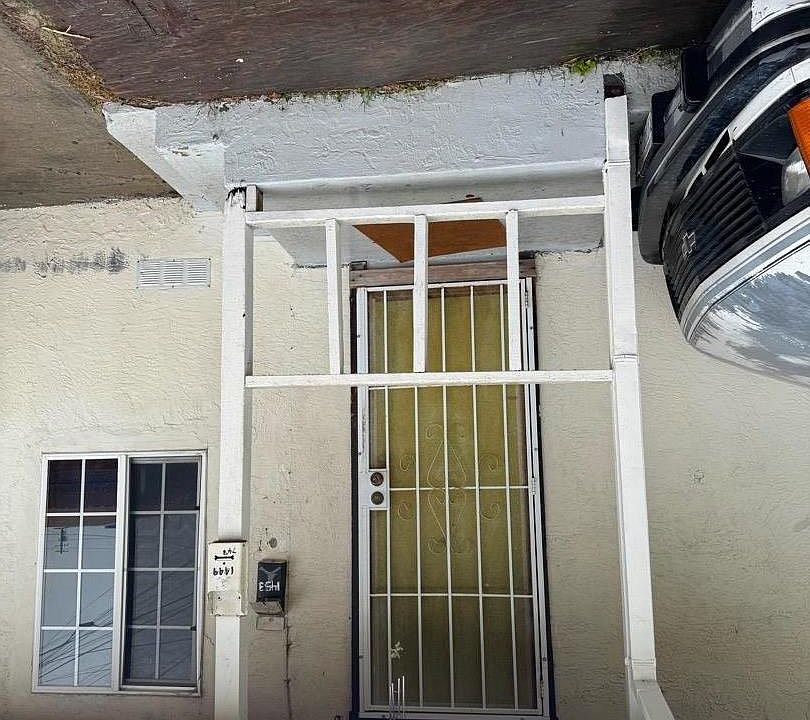 2nd image of 1453 74th Ave