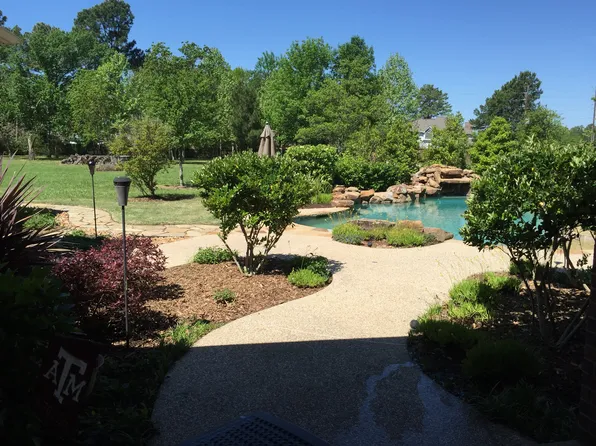 16927 Hereford Dr, Tomball, TX 77377