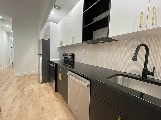 Rented by Doorway NYC, LLC | media 44